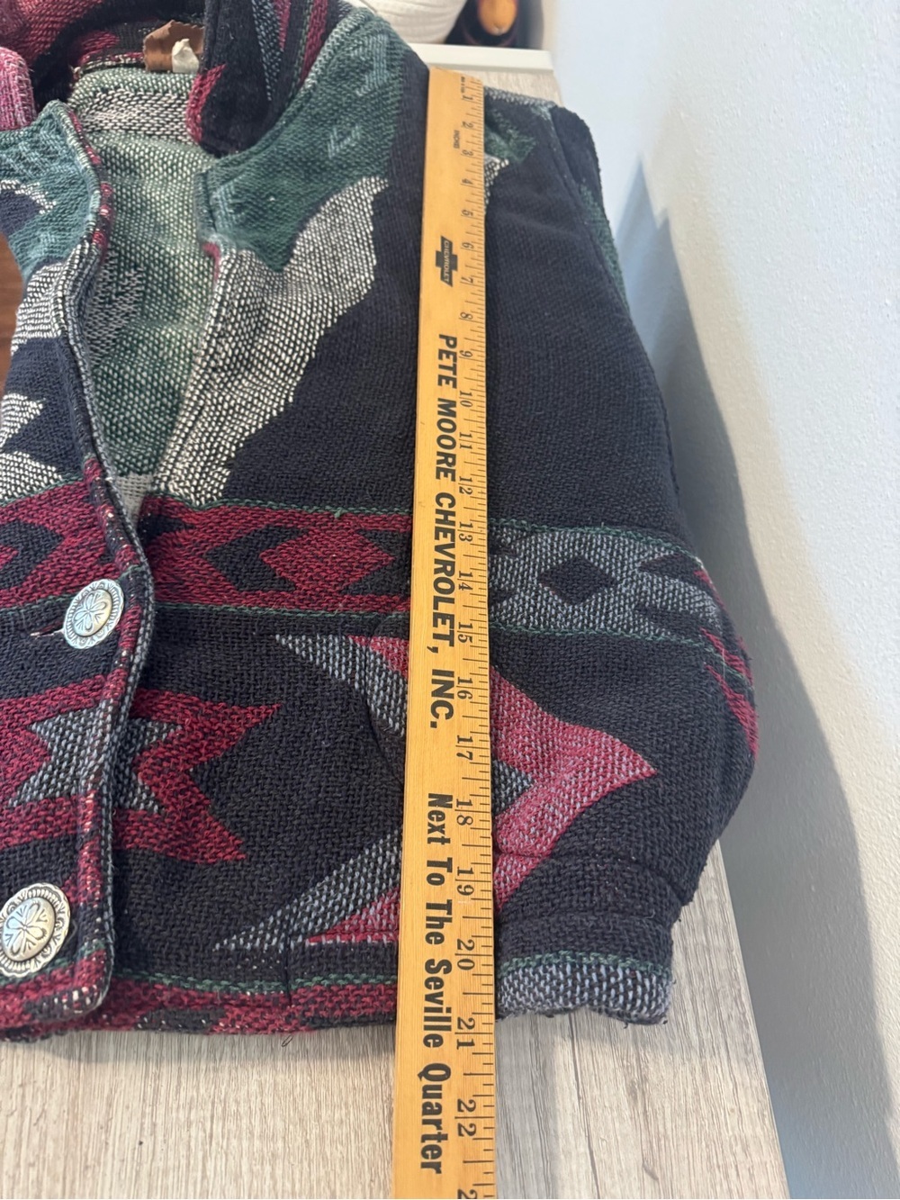 Vintage 90s Painted Pony Wolf Southwestern Tapestry Jacket Cropped Concho Button - Picture 8 of 16